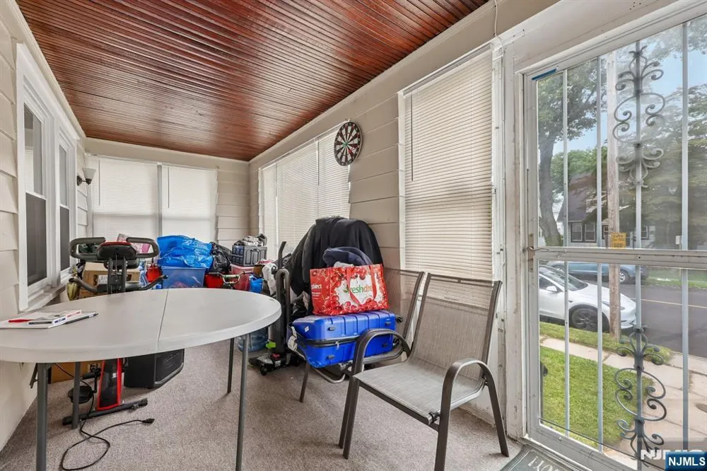 164 Freeman Avenue East Orange, NJ 07018