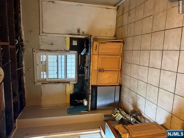 872 Lyons Avenue Irvington, NJ 07111