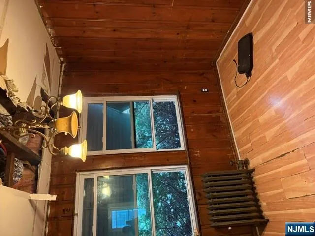 872 Lyons Avenue Irvington, NJ 07111