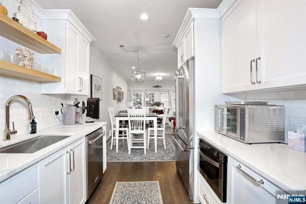 2 Normandy Court Ho-Ho-Kus, NJ 07423