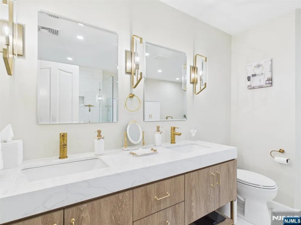 2 Normandy Court Ho-Ho-Kus, NJ 07423