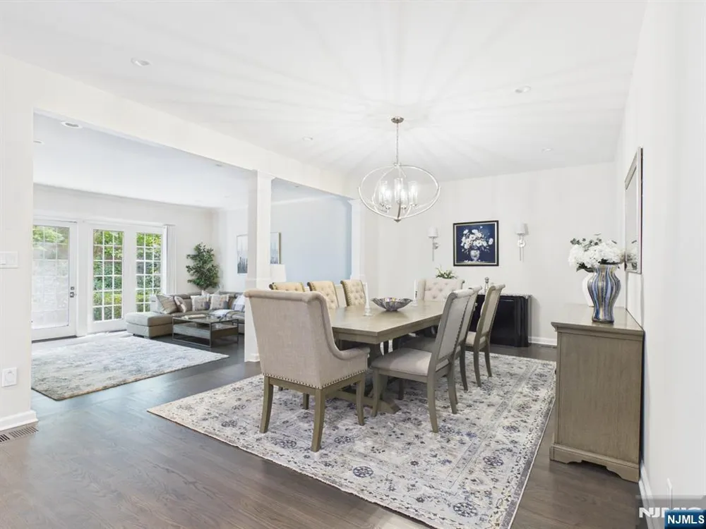 2 Normandy Court Ho-Ho-Kus, NJ 07423