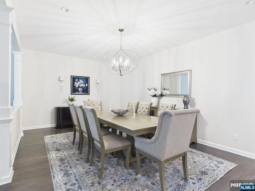 2 Normandy Court Ho-Ho-Kus, NJ 07423