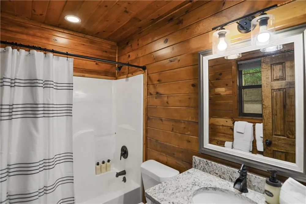 136 Fox Run Drive Blue Ridge, GA 30513