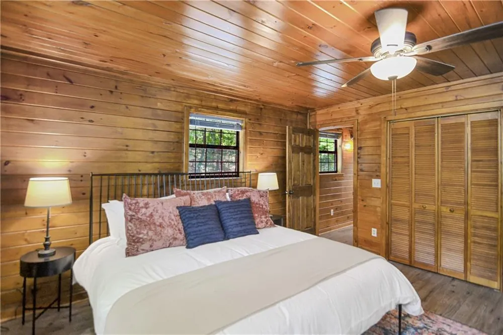 136 Fox Run Drive Blue Ridge, GA 30513