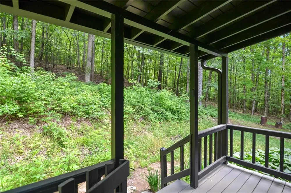 136 Fox Run Drive Blue Ridge, GA 30513
