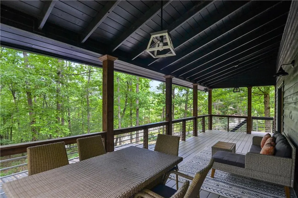 136 Fox Run Drive Blue Ridge, GA 30513