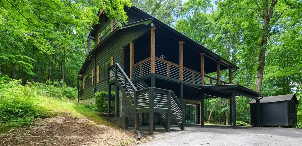 136 Fox Run Drive Blue Ridge, GA 30513