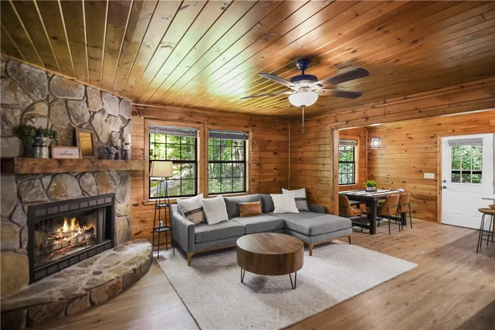 136 Fox Run Drive Blue Ridge, GA 30513