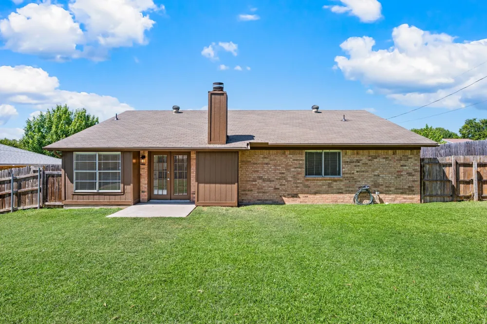 6312 Beetle Drive Watauga, TX 76148