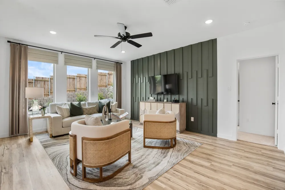 813 Alderwood Drive Red Oak, TX 75154