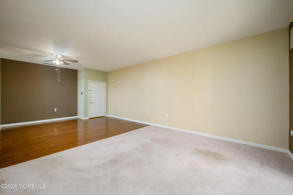 633 Sophee Lane Lakewood, NJ 08701
