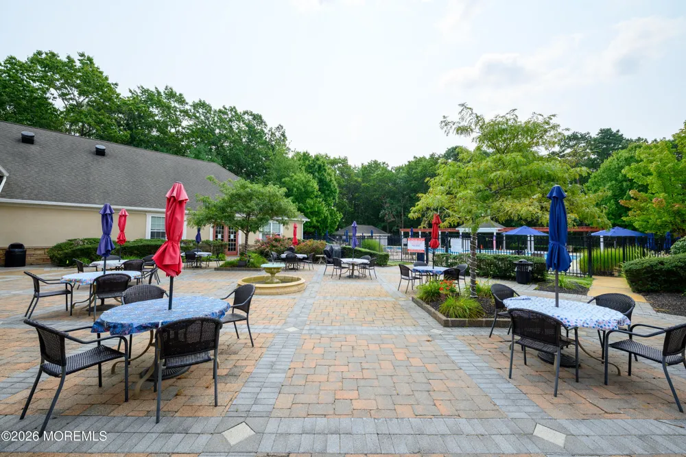 633 Sophee Lane Lakewood, NJ 08701