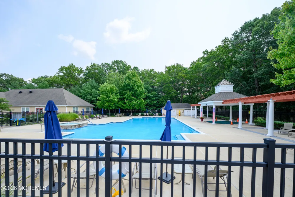 633 Sophee Lane Lakewood, NJ 08701