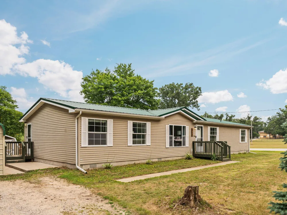 766 E Adda Street White Cloud City, MI 49349