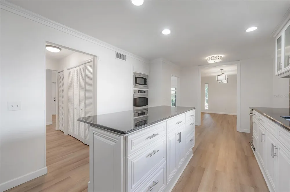 5026 CYPRESS TRACE DRIVE Tampa, FL 33624