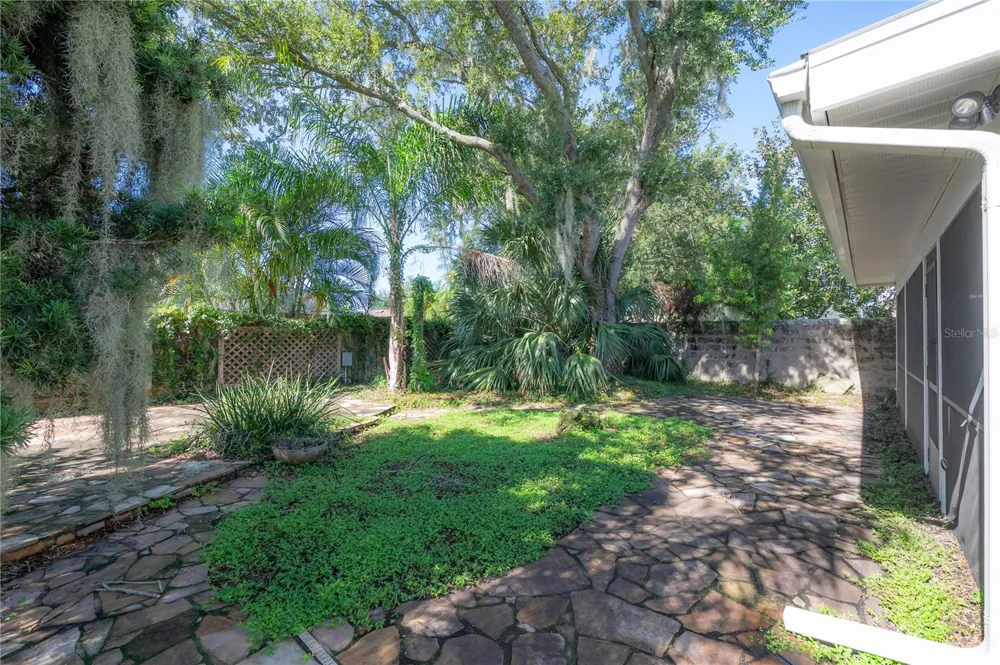 5026 CYPRESS TRACE DRIVE Tampa, FL 33624