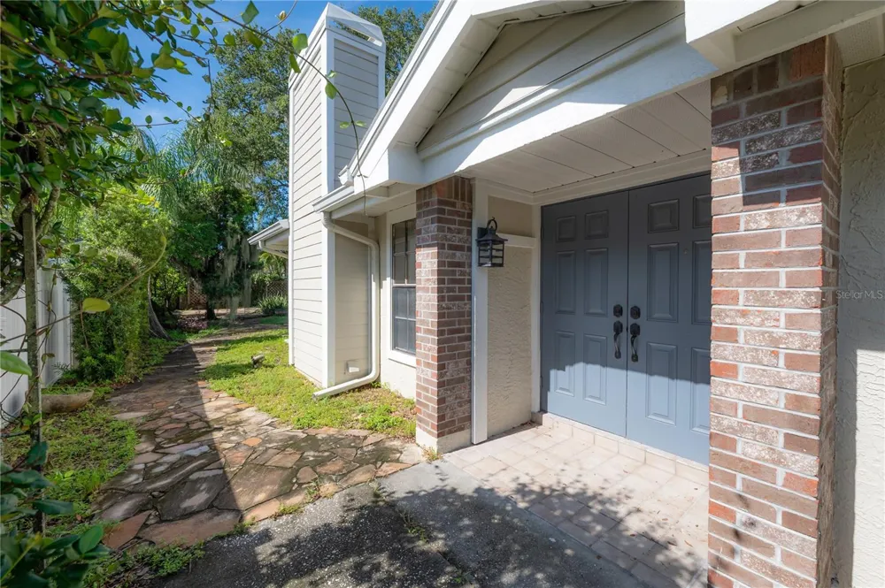 5026 CYPRESS TRACE DRIVE Tampa, FL 33624