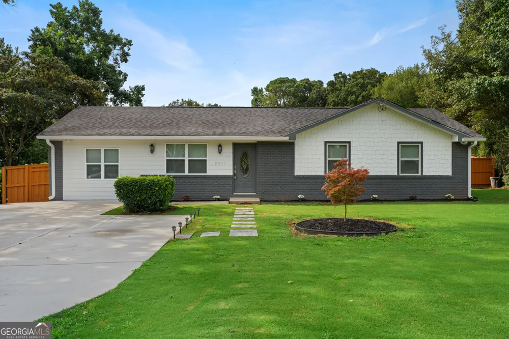 2855 Haddon DR Rex, GA 30273