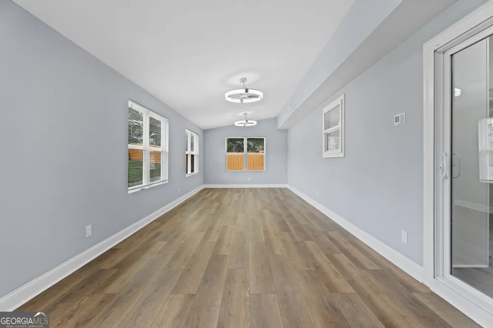 2855 Haddon DR Rex, GA 30273