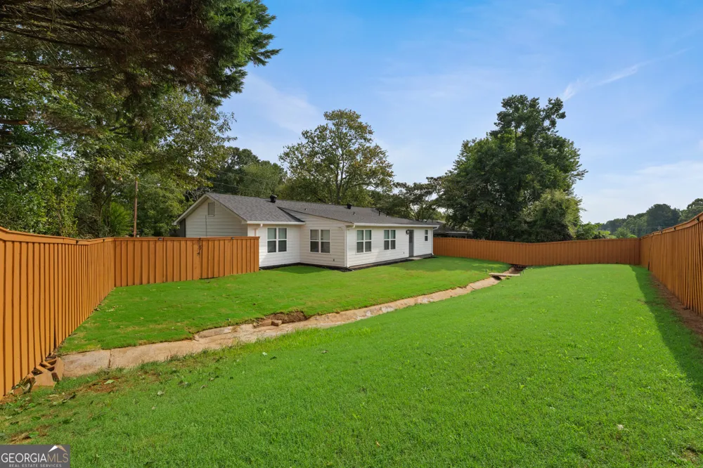 2855 Haddon DR Rex, GA 30273