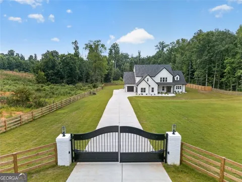 127 Tanners Bridge RD