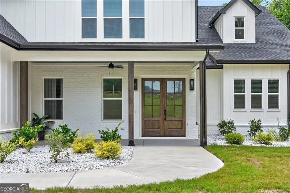 127 Tanners Bridge RD Bethlehem, GA 30620