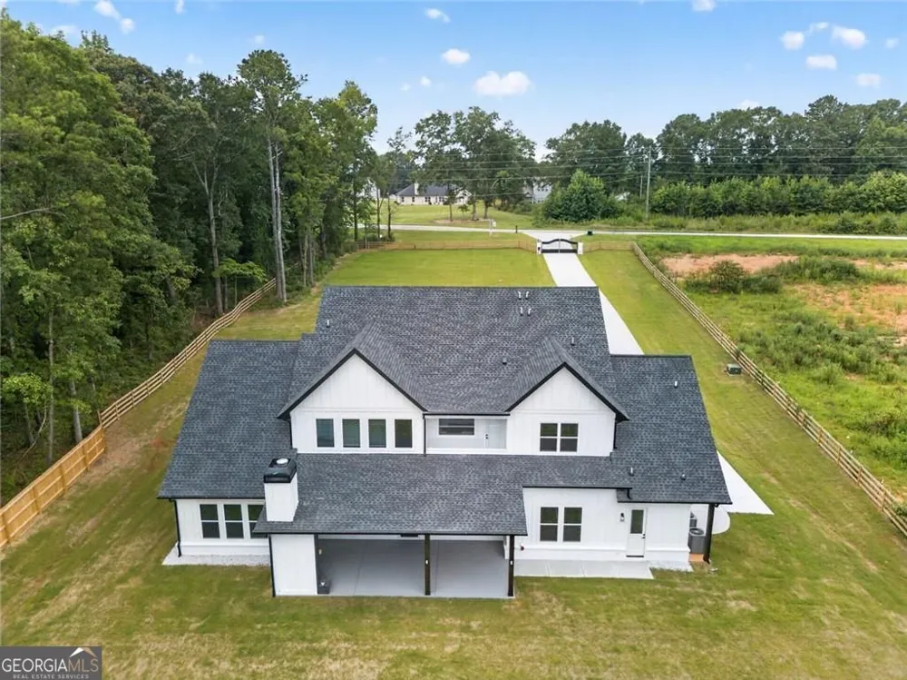 127 Tanners Bridge RD Bethlehem, GA 30620