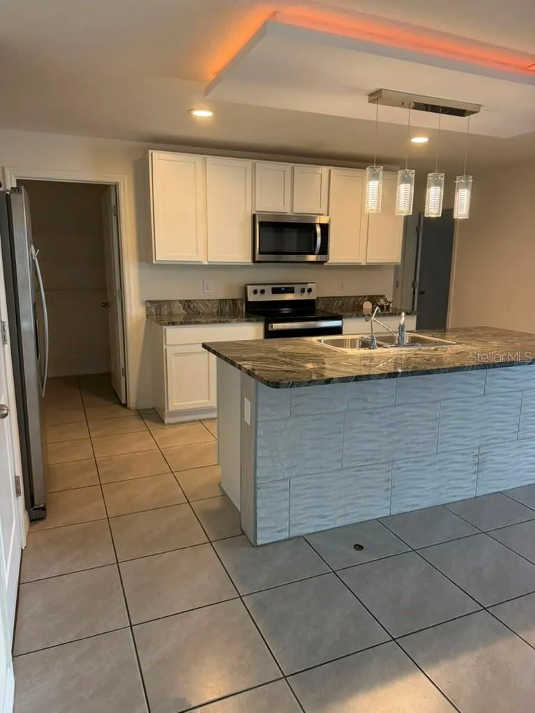 8735 SW 46TH AVENUE ocala, FL 34476
