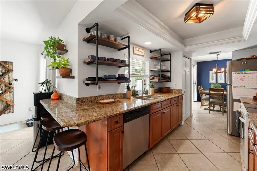 17th Avenue SW Naples, FL 34116