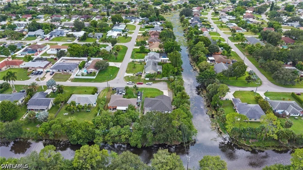 17th Avenue SW Naples, FL 34116