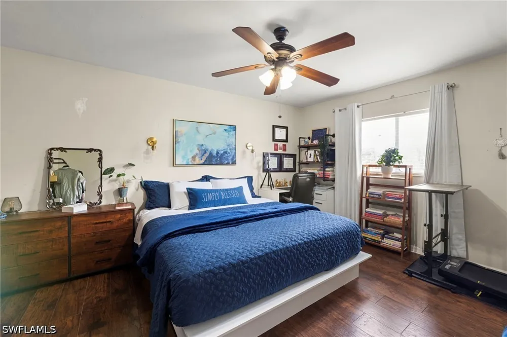 17th Avenue SW Naples, FL 34116