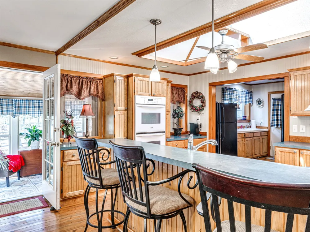 34052 E 703 ROAD Wagoner, OK 74467