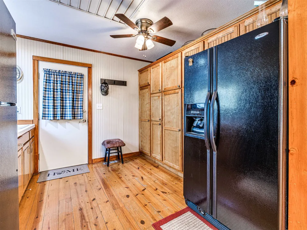 34052 E 703 ROAD Wagoner, OK 74467