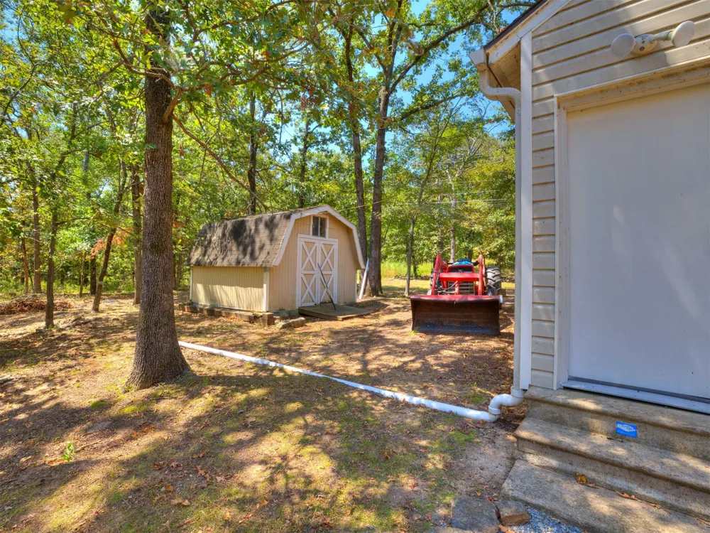 34052 E 703 ROAD Wagoner, OK 74467