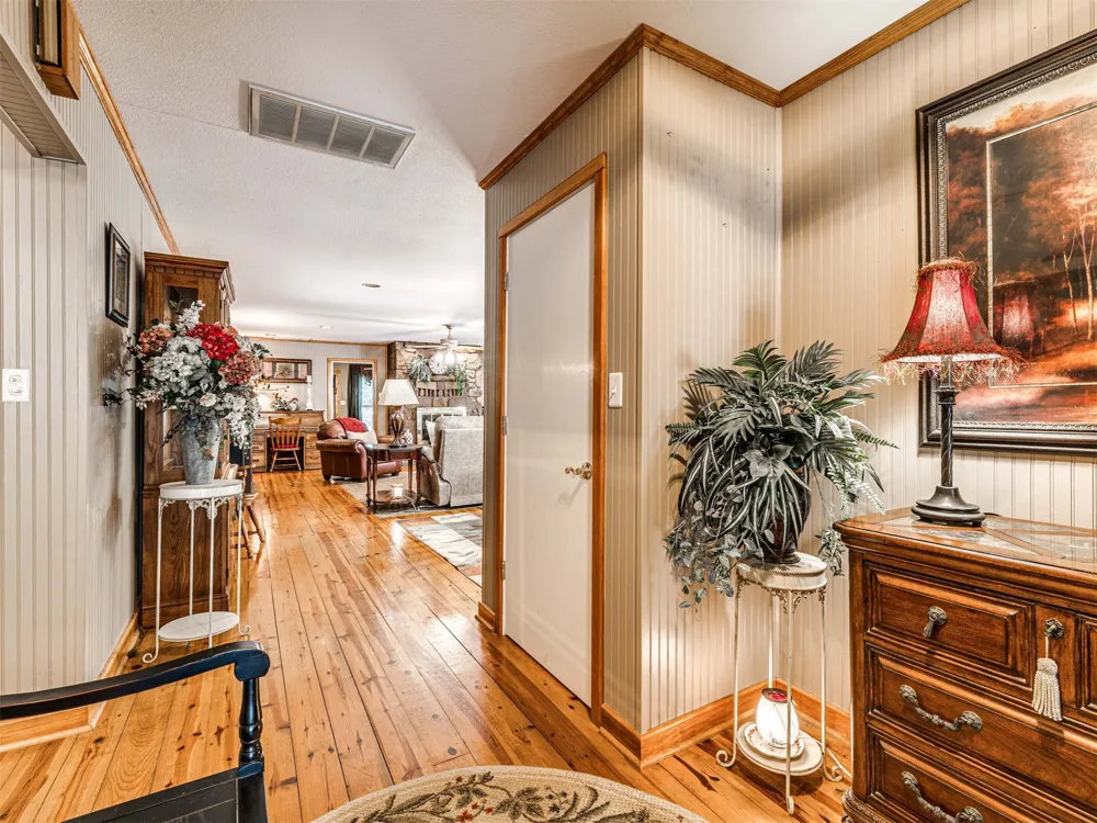34052 E 703 ROAD Wagoner, OK 74467