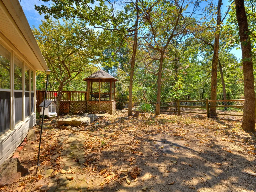 34052 E 703 ROAD Wagoner, OK 74467