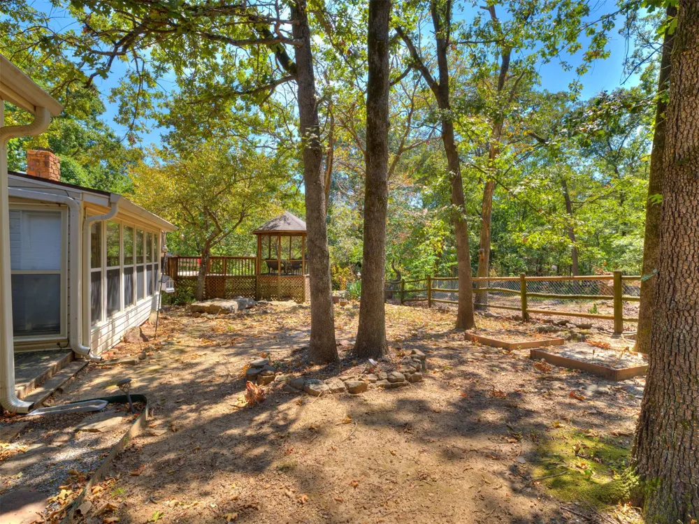 34052 E 703 ROAD Wagoner, OK 74467