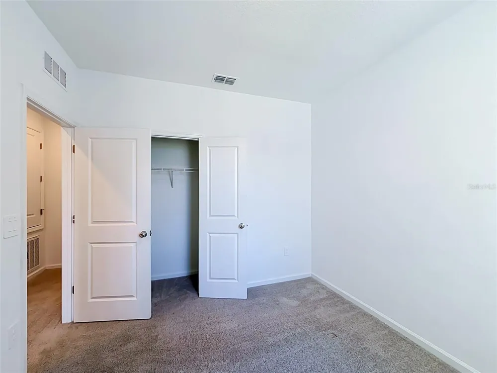 331 SOL VISTA DRIVE Dundee, FL 33838