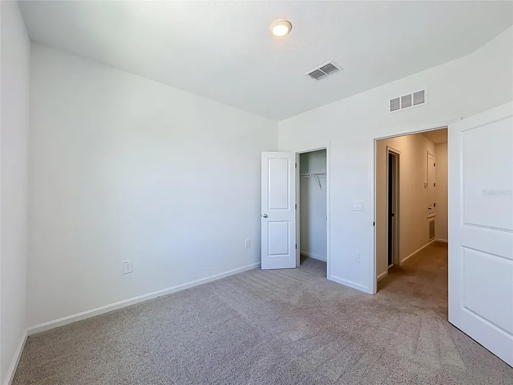 331 SOL VISTA DRIVE Dundee, FL 33838