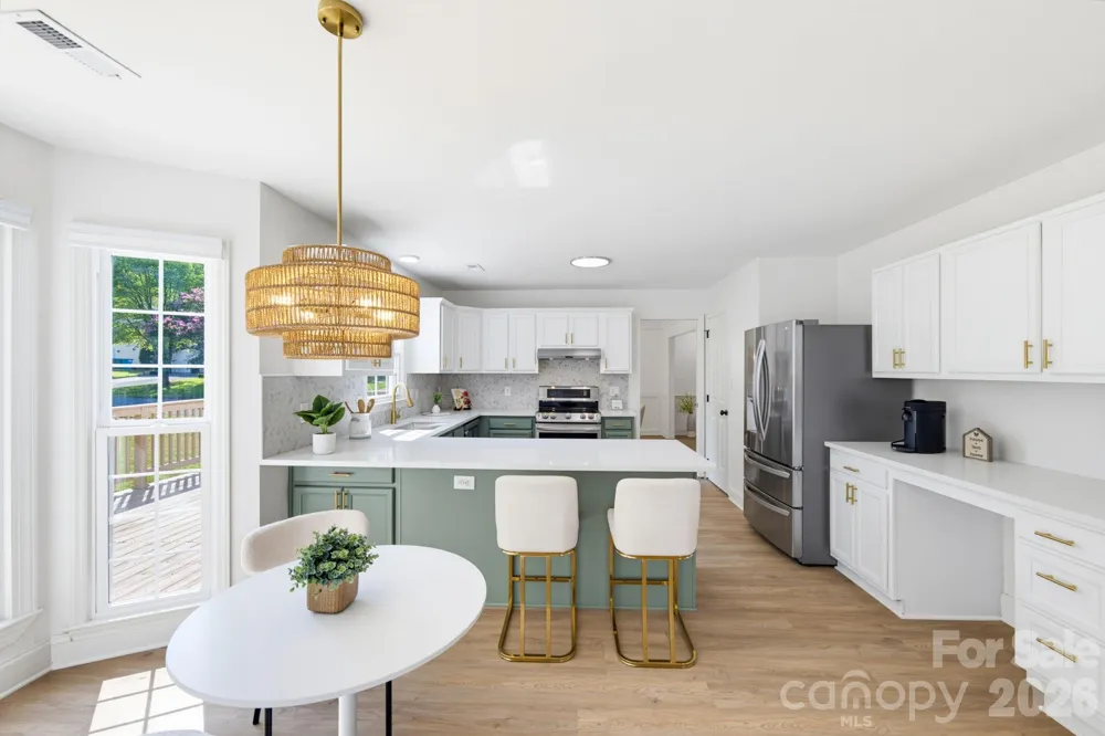 1125 Sunnyview Circle Matthews, NC 28105