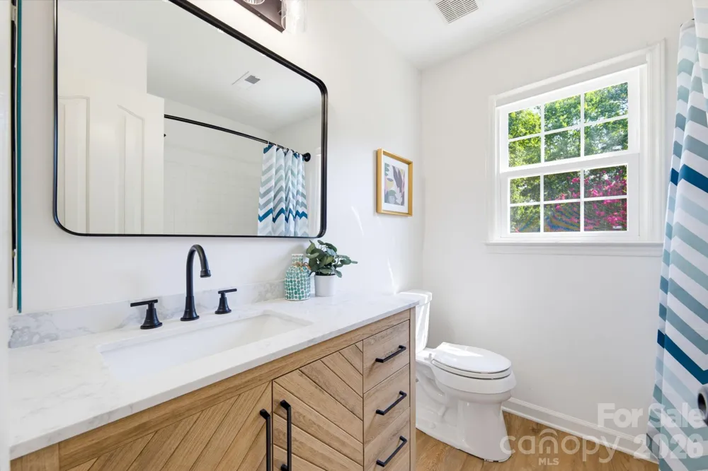 1125 Sunnyview Circle Matthews, NC 28105