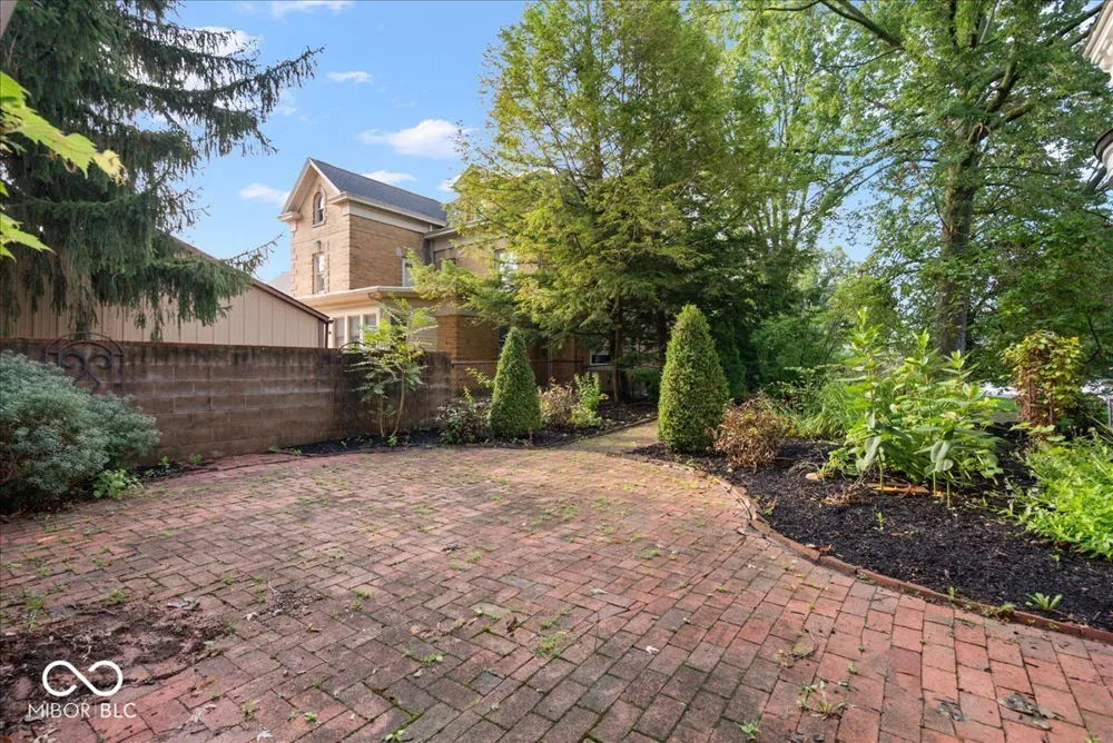 524 W Sycamore Street Kokomo, IN 46901