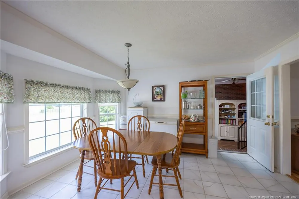 424 Cedar Lake Lane Clinton, NC 28328
