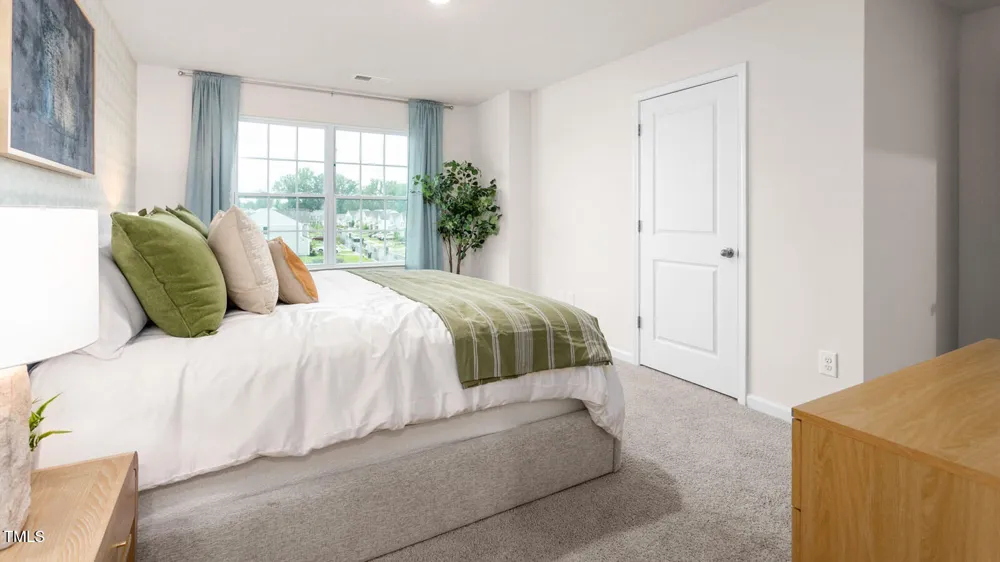 256 Rusling Leaf Drive Fuquay Varina, NC 27526