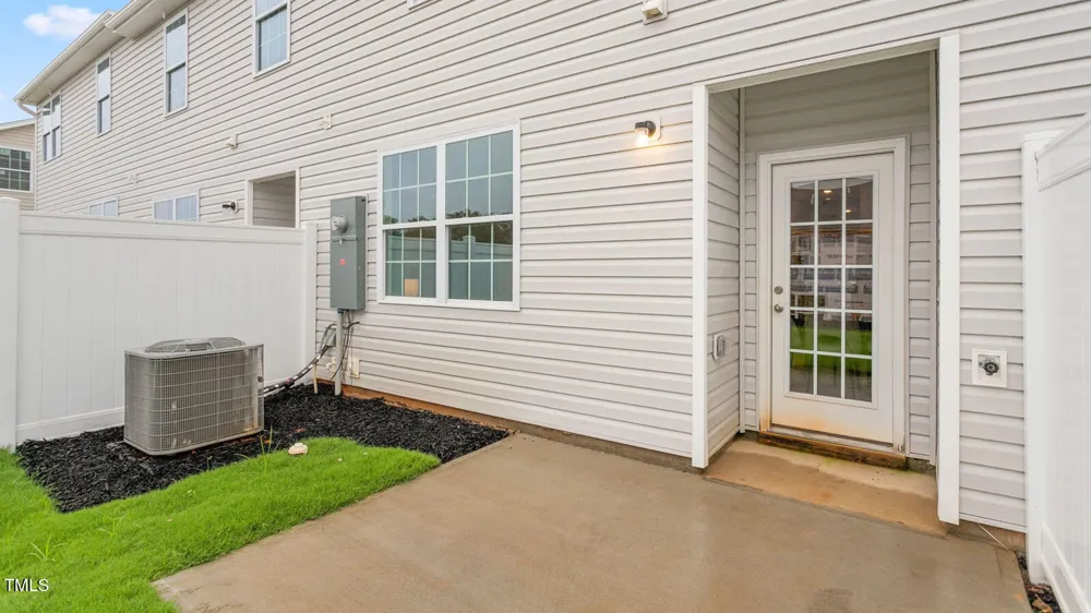 256 Rusling Leaf Drive Fuquay Varina, NC 27526