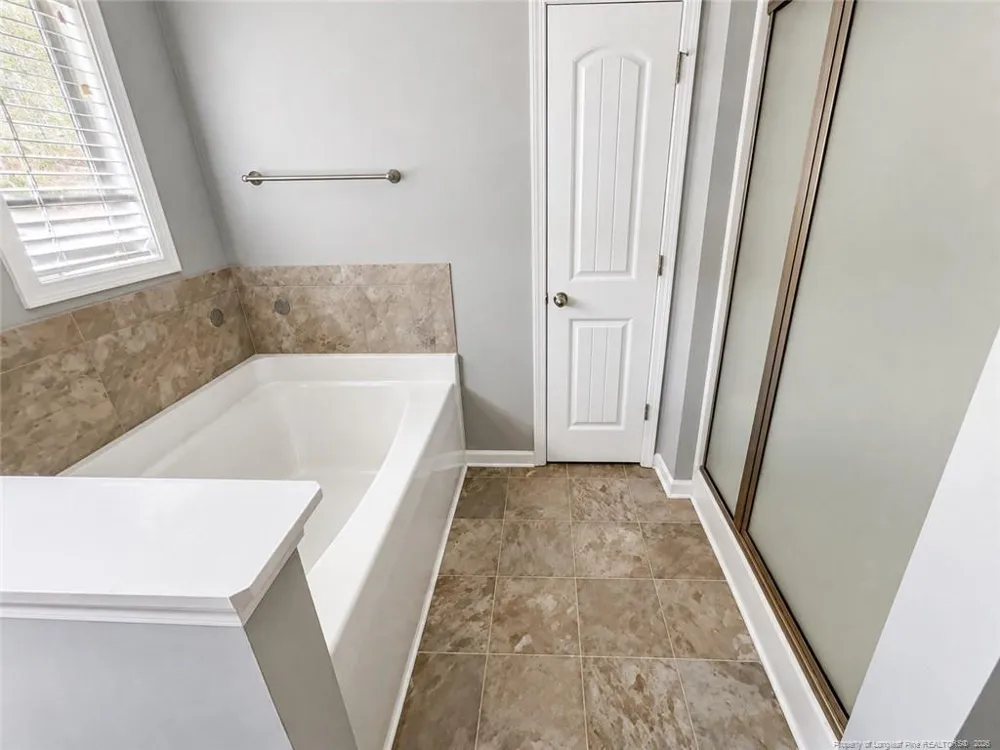 143 Ledgerbrook Lane Raeford, NC 28376