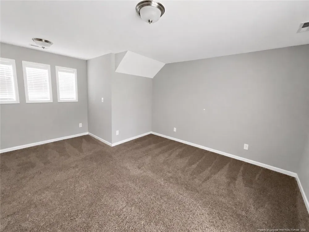 143 Ledgerbrook Lane Raeford, NC 28376