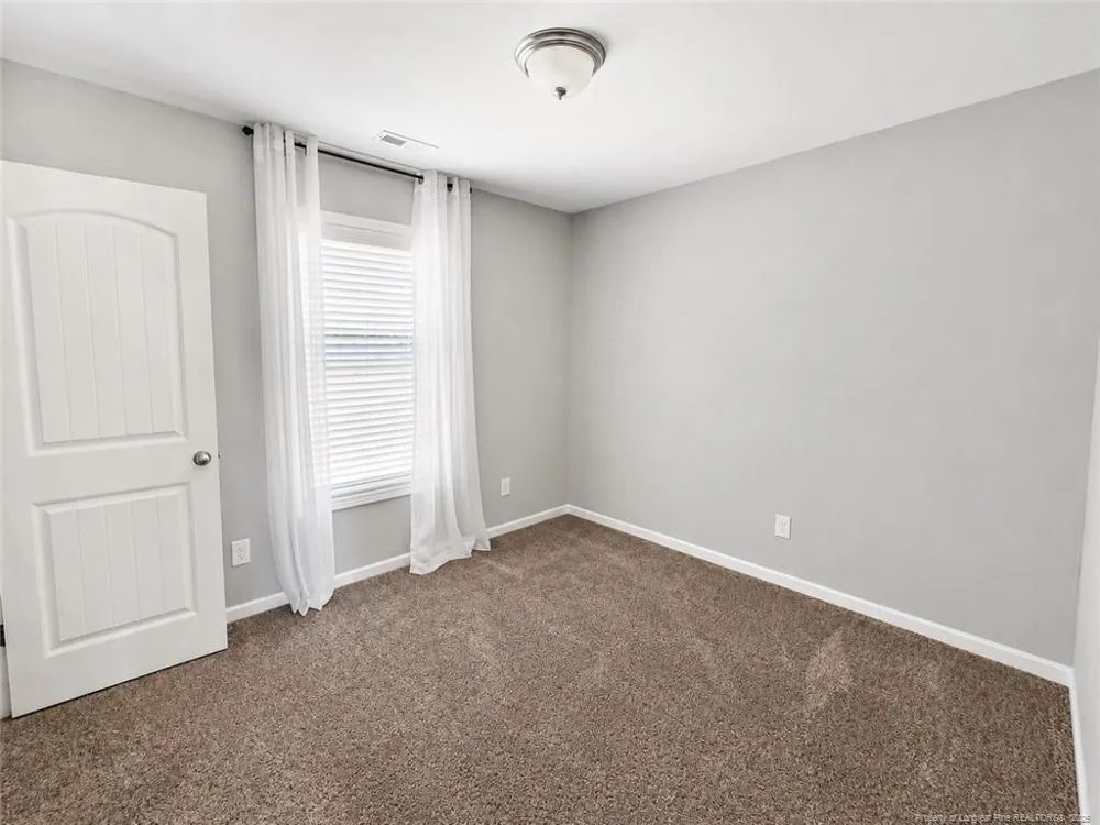 143 Ledgerbrook Lane Raeford, NC 28376