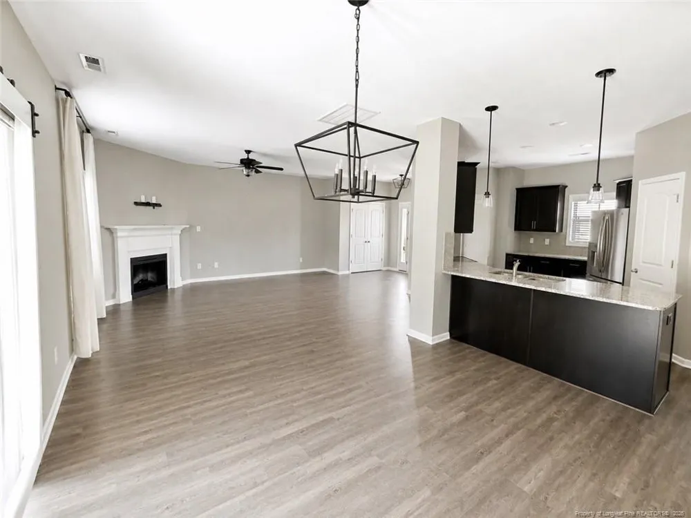 143 Ledgerbrook Lane Raeford, NC 28376